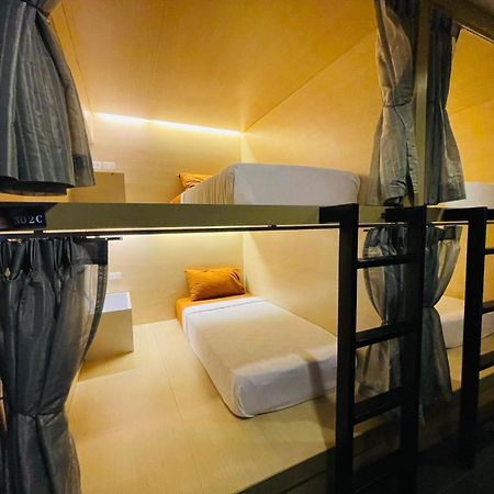 Rabbitel Phuket Hostel Eksteriør bilde