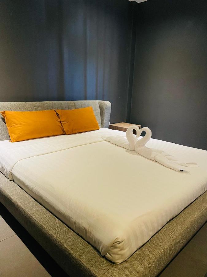 Rabbitel Phuket Hostel Eksteriør bilde