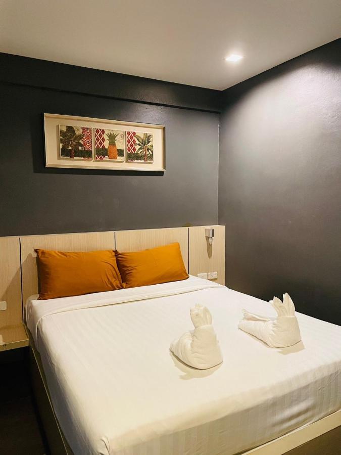 Rabbitel Phuket Hostel Eksteriør bilde