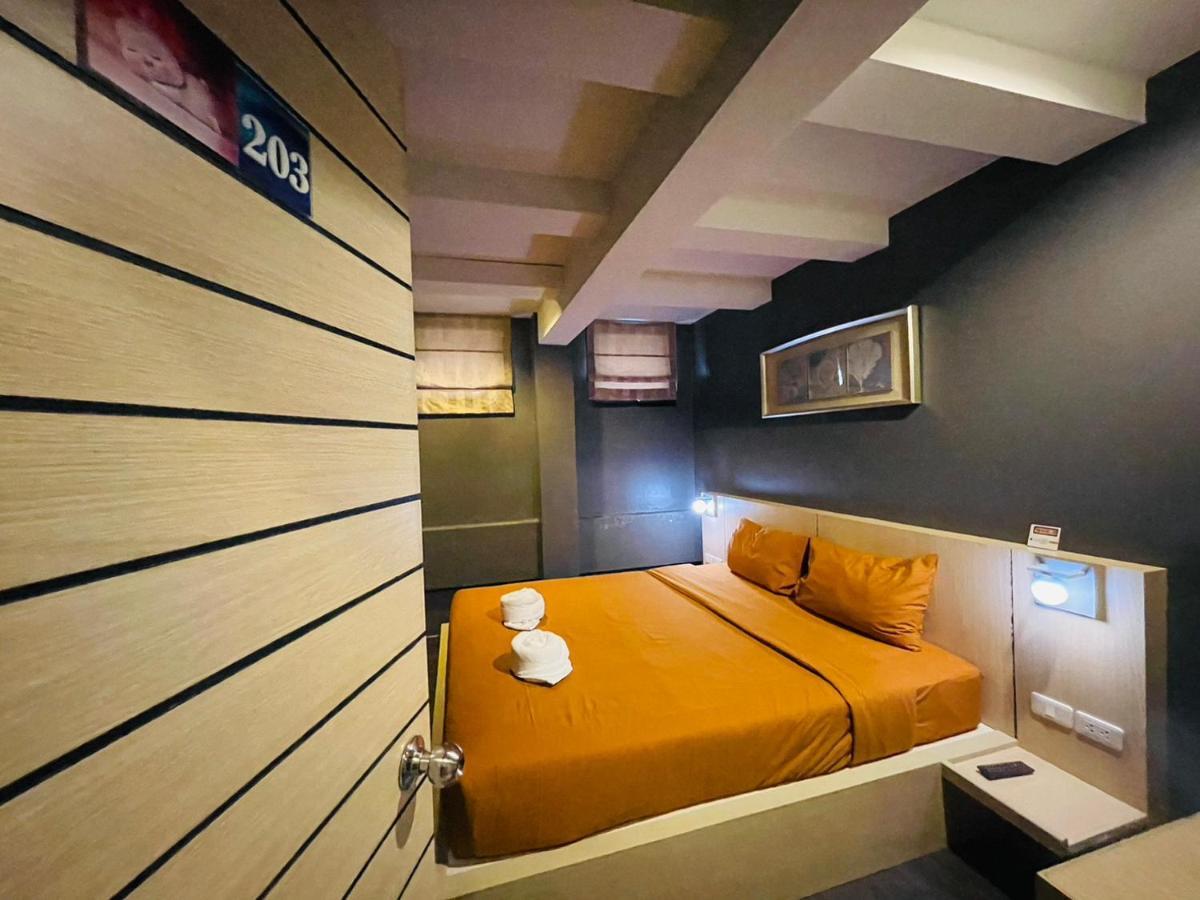 Rabbitel Phuket Hostel Eksteriør bilde