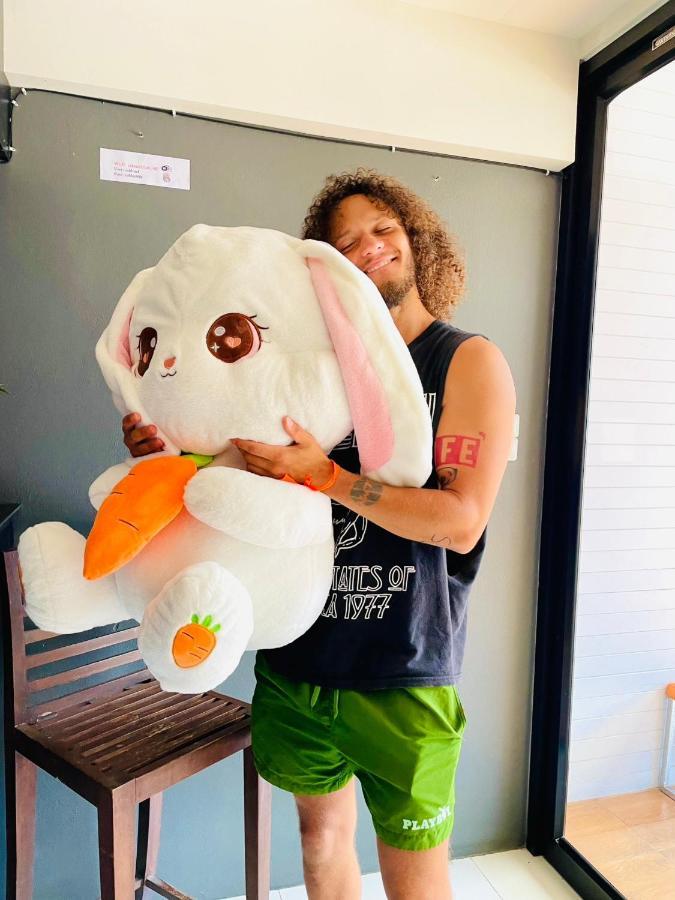 Rabbitel Phuket Hostel Eksteriør bilde