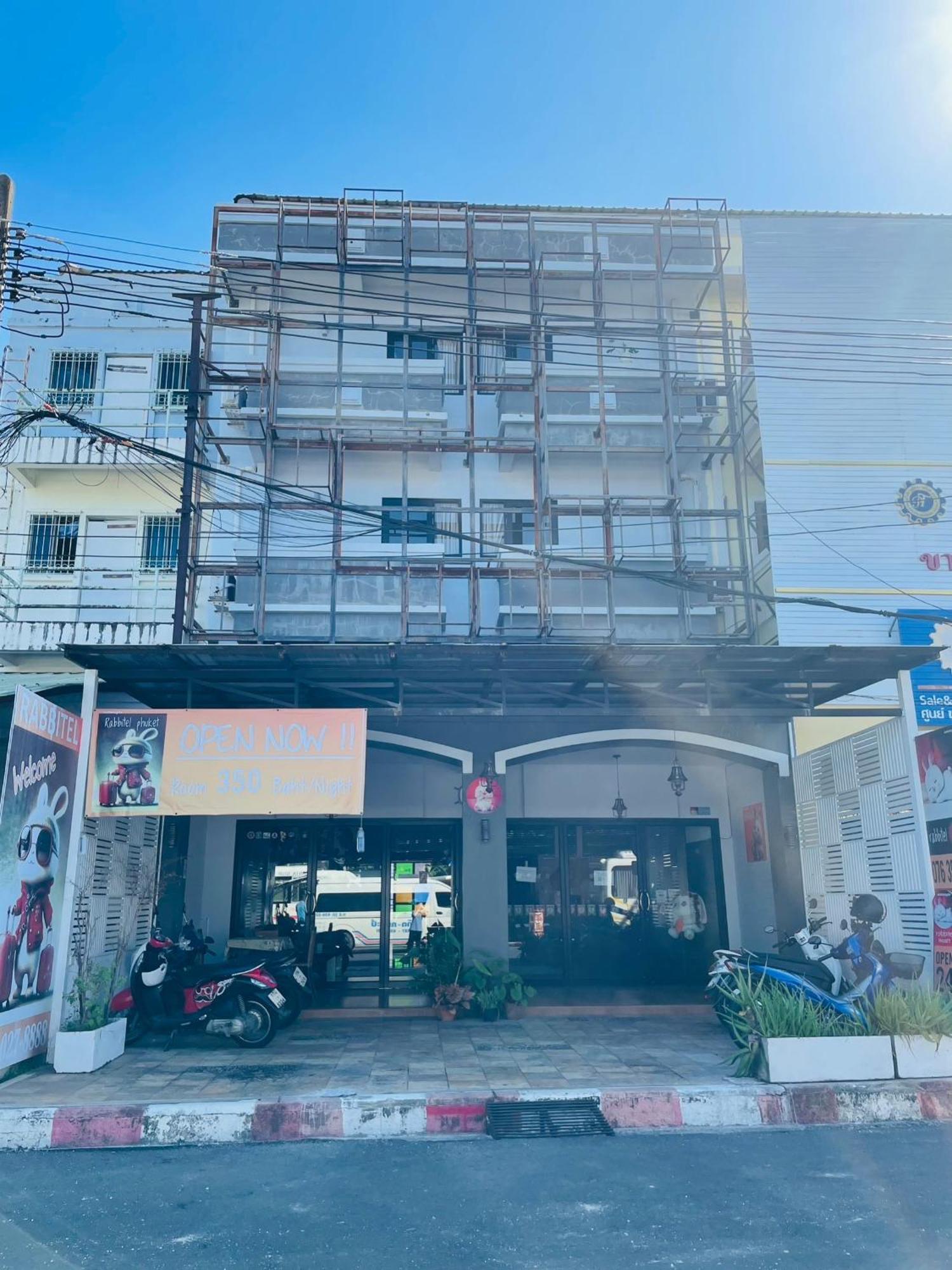 Rabbitel Phuket Hostel Eksteriør bilde